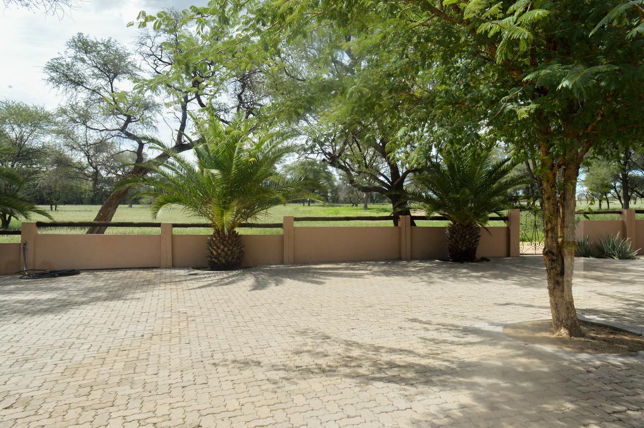 Onduruquea Lodge Omaruru Exterior foto